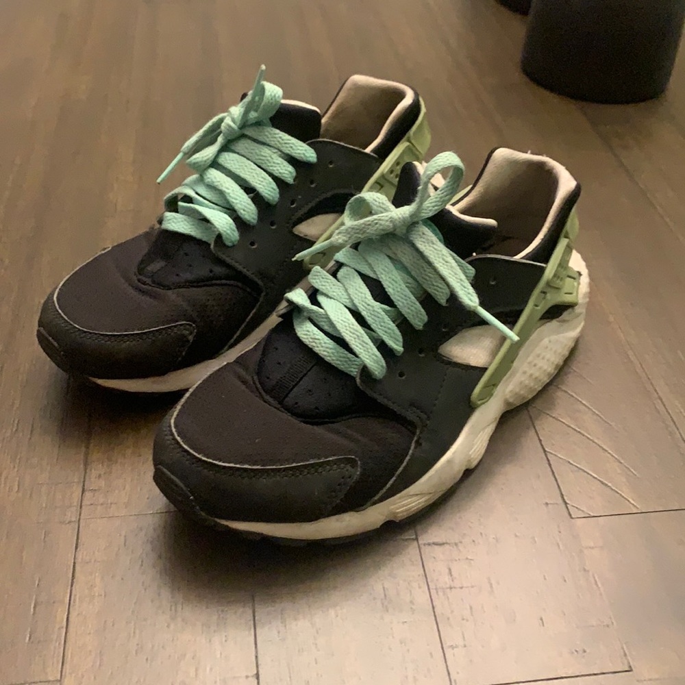 Air huarache run